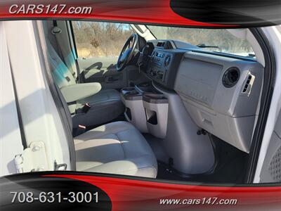 2011 Ford E-350 SD XL   - Photo 12 - Midlothian, IL 60445