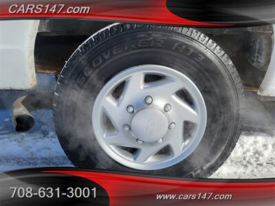 2011 Ford E-350 SD XL   - Photo 28 - Midlothian, IL 60445