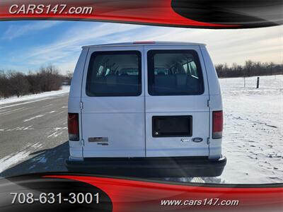 2011 Ford E-350 SD XL   - Photo 8 - Midlothian, IL 60445