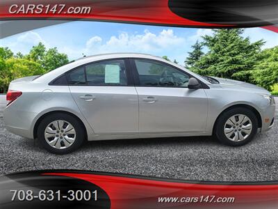 2014 Chevrolet Cruze LS Manual   - Photo 6 - Midlothian, IL 60445