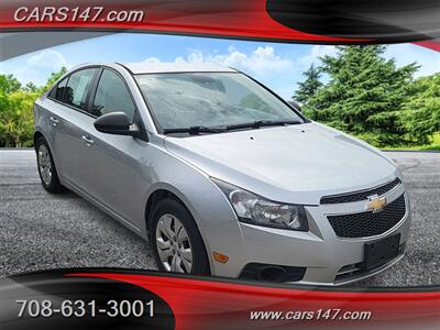 2014 Chevrolet Cruze LS Manual   - Photo 7 - Midlothian, IL 60445