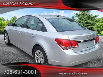 2014 Chevrolet Cruze LS Manual   - Photo 3 - Midlothian, IL 60445