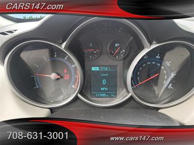 2014 Chevrolet Cruze LS Manual   - Photo 14 - Midlothian, IL 60445
