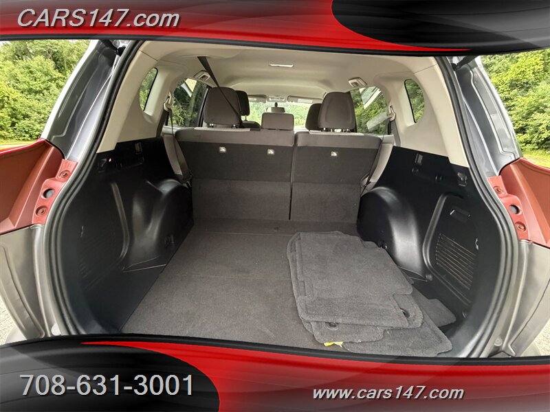 2013 Toyota RAV4 LE - Photo 9 - Midlothian, IL 60445