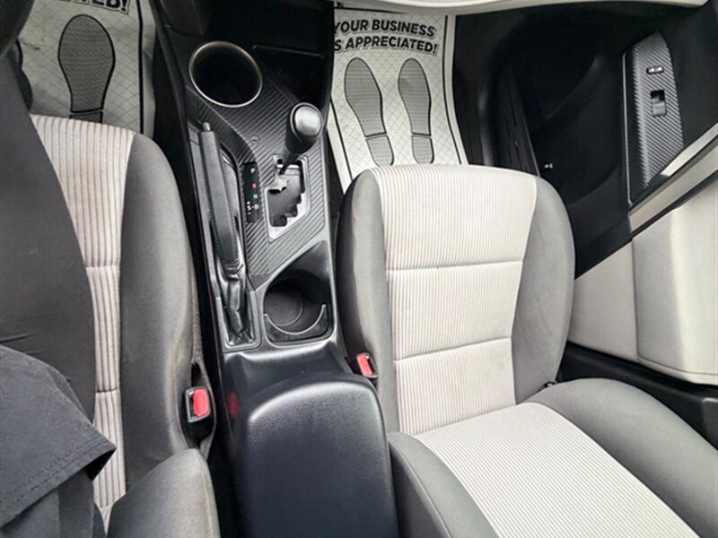 2013 Toyota RAV4 LE - Photo 15 - Midlothian, IL 60445