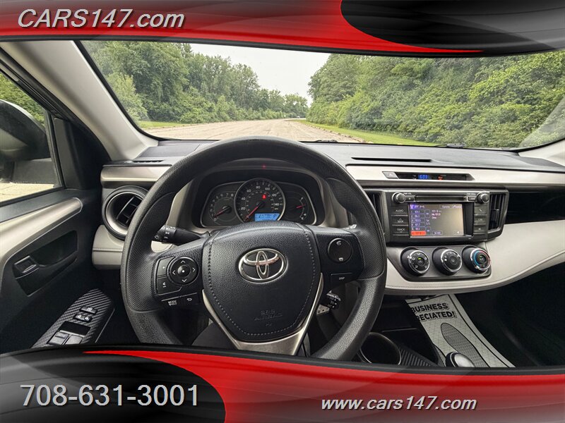 2013 Toyota RAV4 LE - Photo 12 - Midlothian, IL 60445