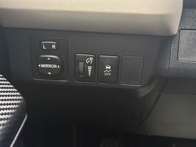 2013 Toyota RAV4 LE - Photo 17 - Midlothian, IL 60445