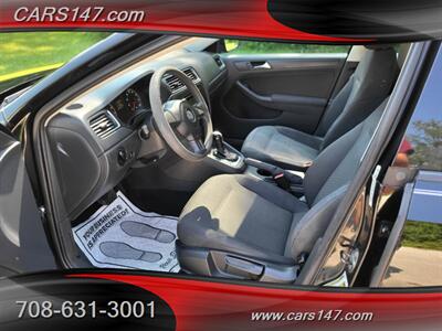 2011 Volkswagen Jetta S   - Photo 15 - Midlothian, IL 60445