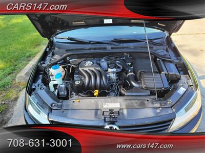 2011 Volkswagen Jetta S   - Photo 14 - Midlothian, IL 60445