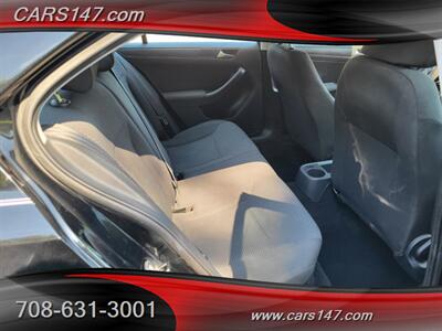 2011 Volkswagen Jetta S   - Photo 19 - Midlothian, IL 60445