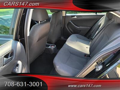2011 Volkswagen Jetta S   - Photo 17 - Midlothian, IL 60445