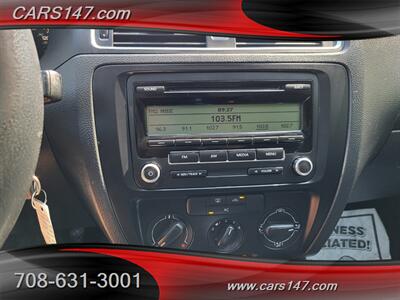2011 Volkswagen Jetta S   - Photo 24 - Midlothian, IL 60445