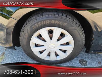 2011 Volkswagen Jetta S   - Photo 10 - Midlothian, IL 60445