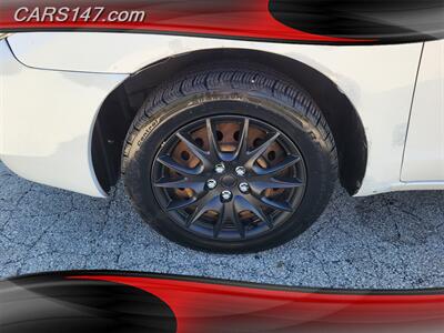 2007 Toyota Matrix   - Photo 27 - Midlothian, IL 60445