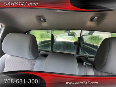 2013 Toyota Tacoma   - Photo 17 - Midlothian, IL 60445