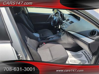 2013 Mazda Mazda3 i Sport   - Photo 12 - Midlothian, IL 60445