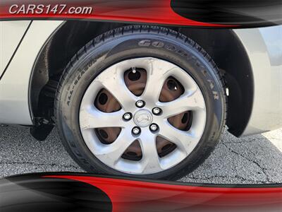 2013 Mazda Mazda3 i Sport   - Photo 26 - Midlothian, IL 60445