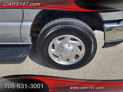 2013 Ford E-350 SD XLT   - Photo 25 - Midlothian, IL 60445