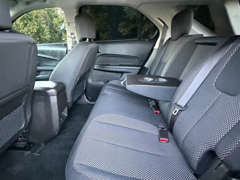 2013 Chevrolet Equinox LT - Photo 20 - Midlothian, IL 60445