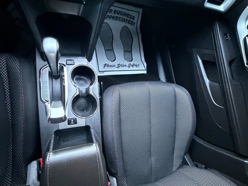 2013 Chevrolet Equinox LT - Photo 15 - Midlothian, IL 60445