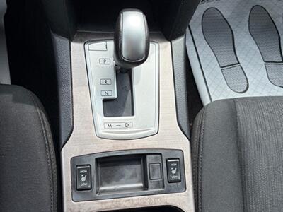 2014 Subaru Outback 2.5i Premium - Photo 14 - Midlothian, IL 60445