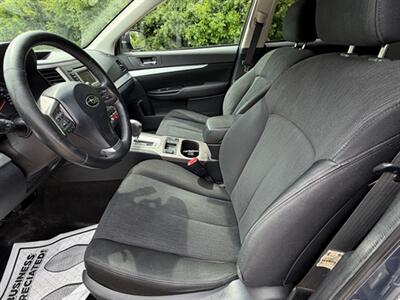 2014 Subaru Outback 2.5i Premium - Photo 15 - Midlothian, IL 60445