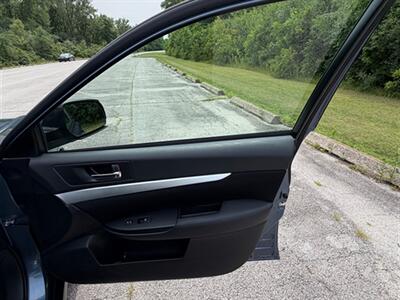 2014 Subaru Outback 2.5i Premium - Photo 22 - Midlothian, IL 60445