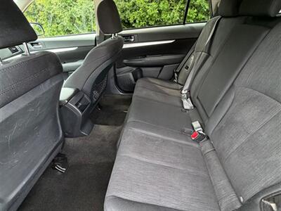 2014 Subaru Outback 2.5i Premium - Photo 18 - Midlothian, IL 60445