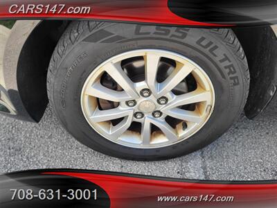 2017 Chevrolet Sonic LT Auto   - Photo 28 - Midlothian, IL 60445