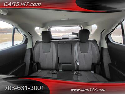 2017 Chevrolet Equinox LS   - Photo 15 - Midlothian, IL 60445
