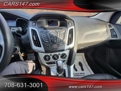 2013 Ford Focus SE - Photo 15 - Midlothian, IL 60445