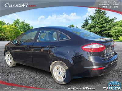 2015 Ford Fiesta SE   - Photo 3 - Midlothian, IL 60445