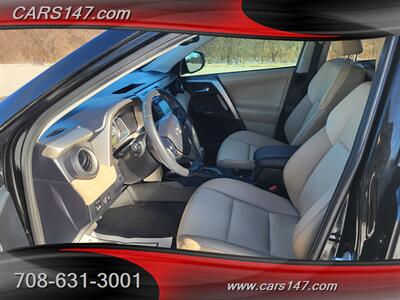 2013 Toyota RAV4 Limited   - Photo 11 - Midlothian, IL 60445