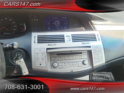 2005 Toyota Avalon Touring   - Photo 13 - Midlothian, IL 60445