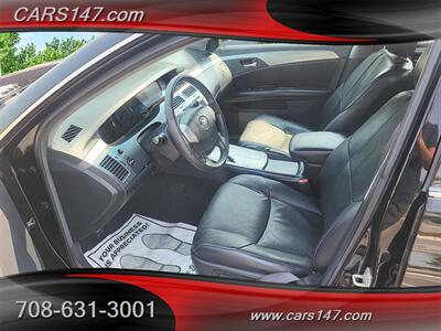 2005 Toyota Avalon Touring   - Photo 9 - Midlothian, IL 60445