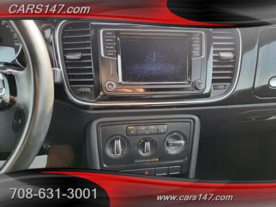 2016 Volkswagen Beetle Convertible 1.8T SE PZEV   - Photo 17 - Midlothian, IL 60445