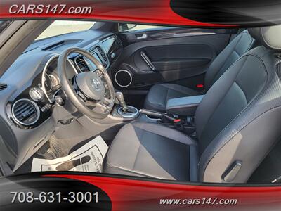 2016 Volkswagen Beetle Convertible 1.8T SE PZEV   - Photo 11 - Midlothian, IL 60445