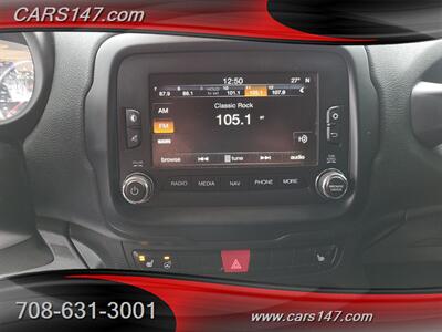 2016 Jeep Renegade Limited   - Photo 12 - Midlothian, IL 60445