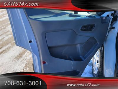 2019 Ford Transit 250   - Photo 19 - Midlothian, IL 60445