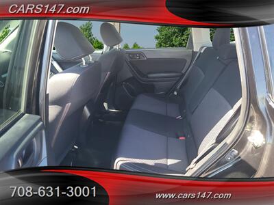 2018 Subaru Forester 2.5i Premium   - Photo 10 - Midlothian, IL 60445