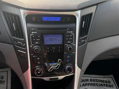 2011 Hyundai SONATA GLS - Photo 14 - Midlothian, IL 60445