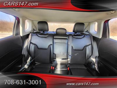 2018 Jeep Compass Latitude   - Photo 14 - Midlothian, IL 60445