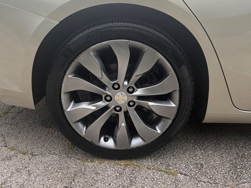 2016 Chevrolet Malibu Premier - Photo 26 - Midlothian, IL 60445