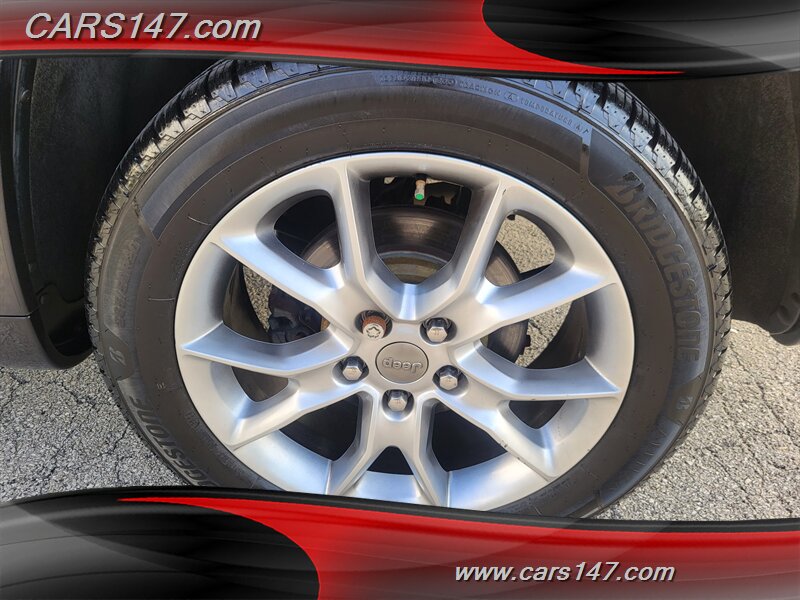 2015 Jeep Grand Cherokee Summit photo 27
