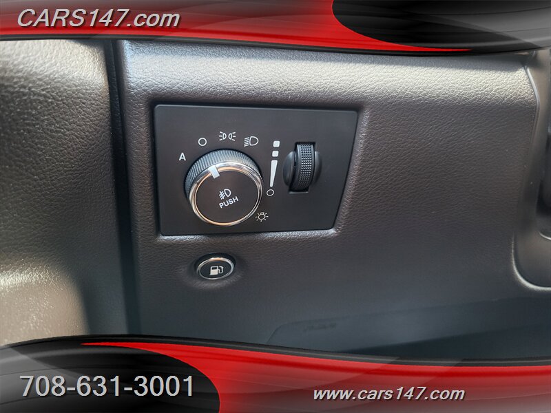 2015 Jeep Grand Cherokee Summit photo 12