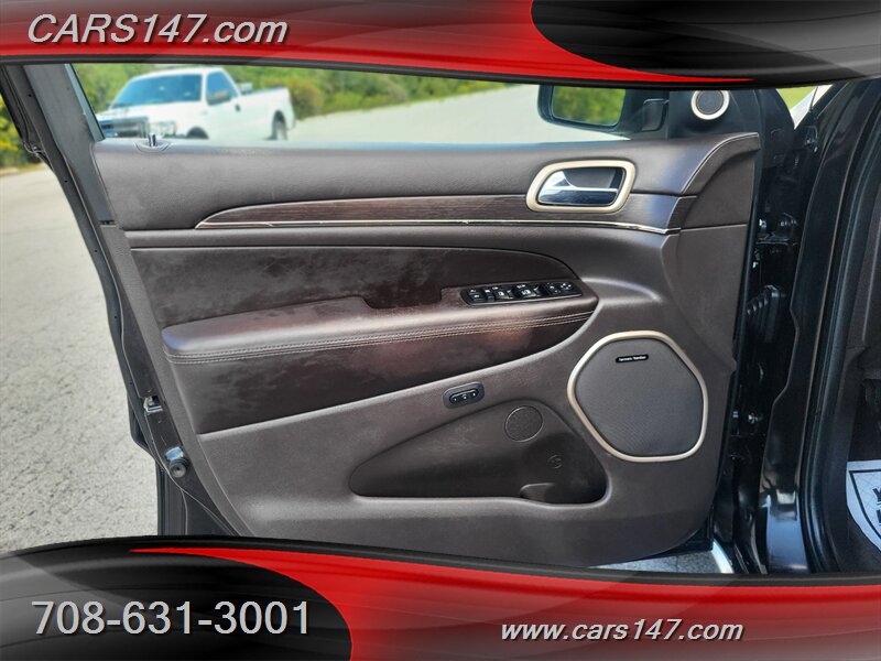 2015 Jeep Grand Cherokee Summit photo 17