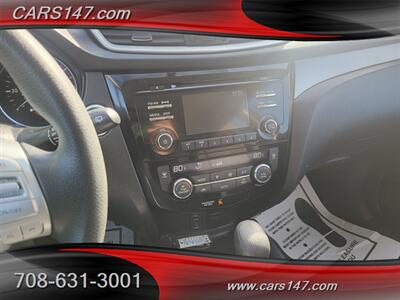 2016 Nissan Rogue SV   - Photo 18 - Midlothian, IL 60445