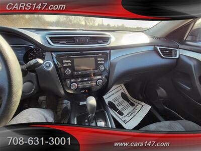 2016 Nissan Rogue SV   - Photo 19 - Midlothian, IL 60445