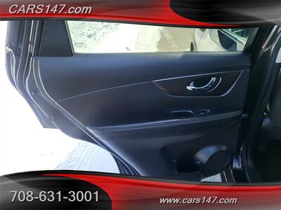 2016 Nissan Rogue SV   - Photo 25 - Midlothian, IL 60445