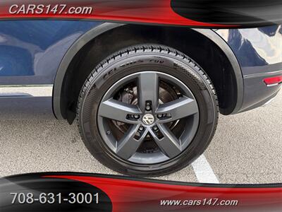 2012 Volkswagen Touareg TDI Lux - Photo 29 - Midlothian, IL 60445